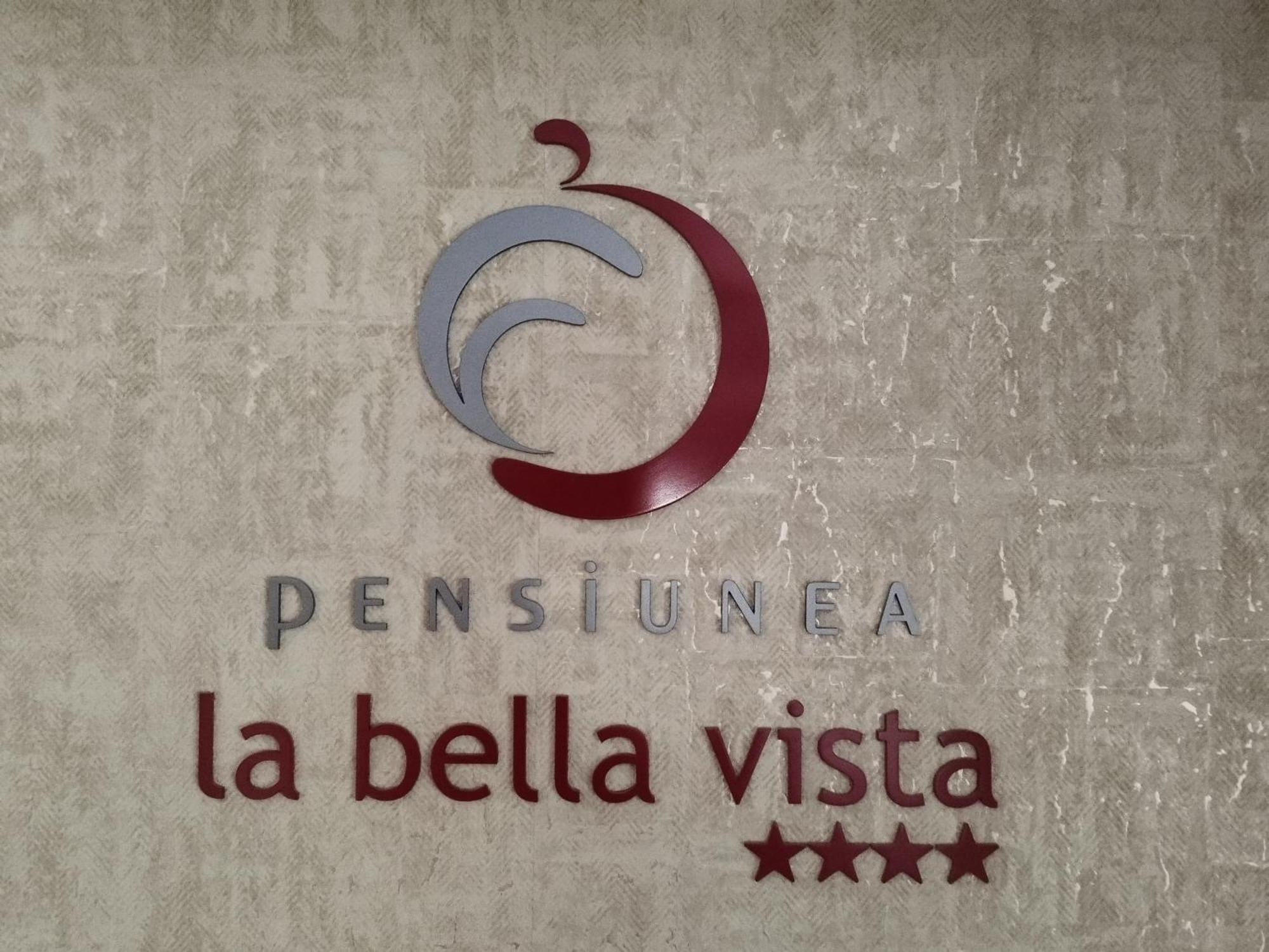 Pensiunea La Bella Vista Poiana Negrii Ngoại thất bức ảnh
